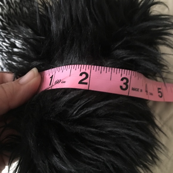 {Forever} Black & White Marl Fur-Trimmed Cardigan - Picture 7 of 8